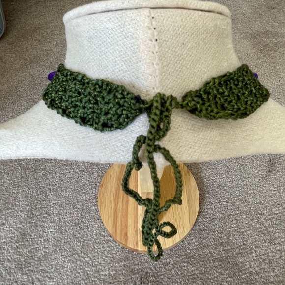 Purple, Crochet Amethyst Necklace, Flower Bib Necklace, Statement Neck Accessory - Picture 10 of 10